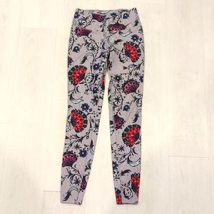 Nike floral Legend Tight size XS